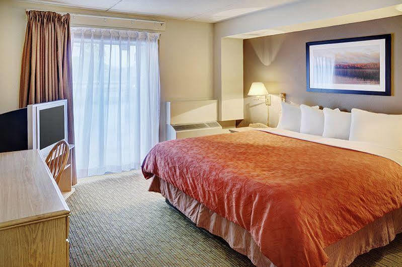 Thompson'S Best Value Inn & Suites Esterno foto
